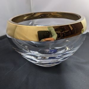Mikasa Serenity Gold Banded 5 inch Bowl Unused.No cracks or dings.